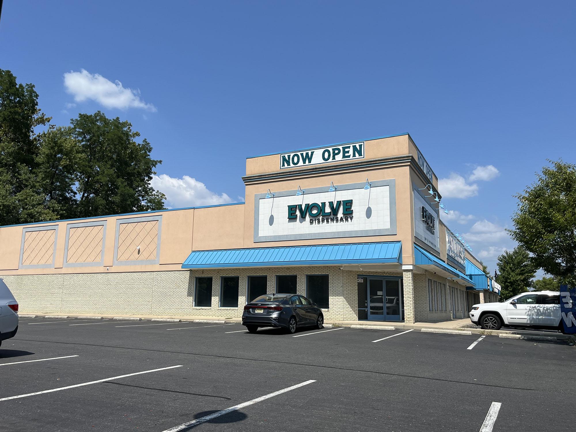 Navigating Cannabis Dispensary Licenses: A Comprehensive Guide